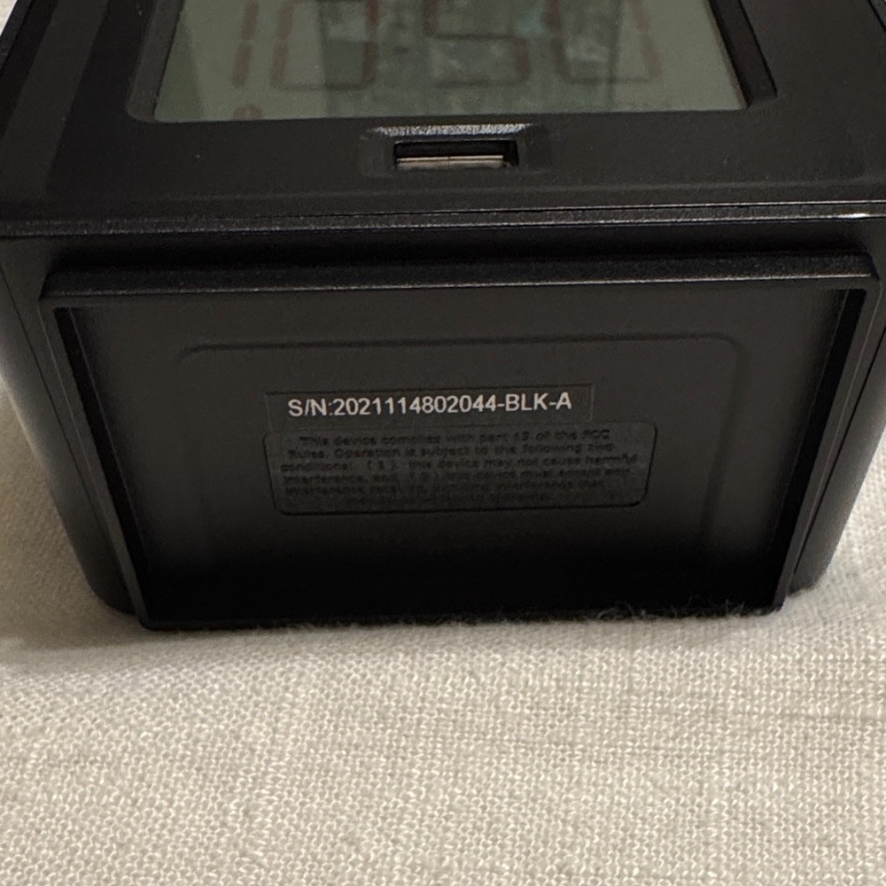 ⏰ Capello Black Digital Alarm Clock with USB Port - Picture 8 of 9